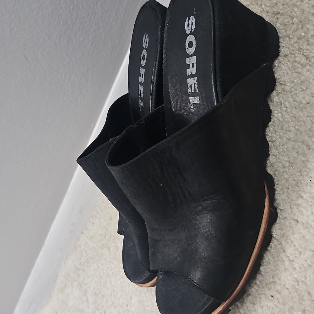 Sorel size 8 black mule wedge Joan sandals
